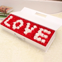 Голяма подаръчна кутия с вечни 520 рози - LOVE BUKET R±W FS-6728 FS-6728