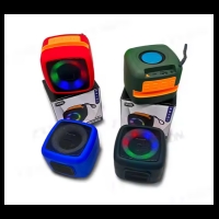 Мини преносима Bluetooth колонка с RGB LED светлини и Super Bass FS-17246 FS-17246
