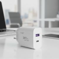 Адаптер за бързо зареждане KLGO PD-300, USB-A/USB-C, FAST CHARGING 20W FS-22621 FS-22621